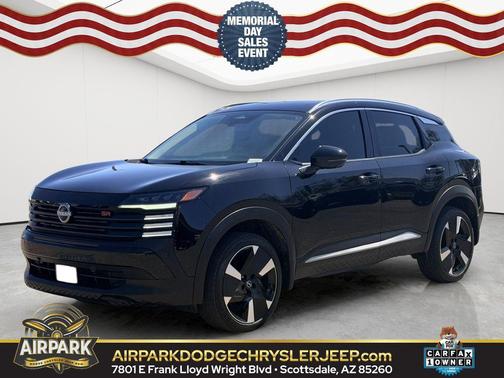Super Black 2025 Nissan Kicks SR