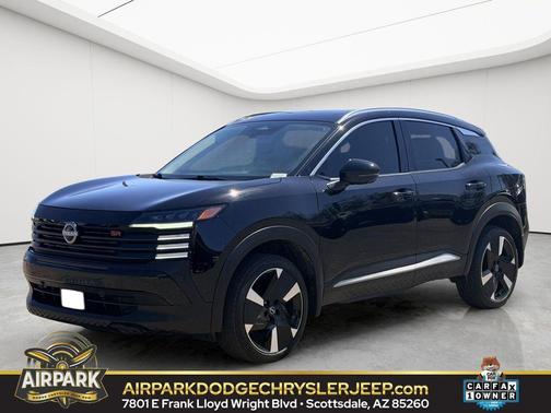 Super Black 2025 Nissan Kicks SR