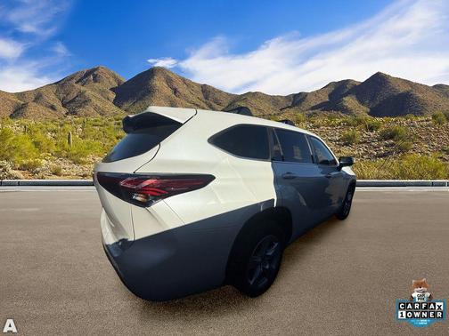 Wind Chill Pearl 2023 Toyota Highlander L