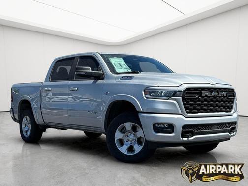 Silver Zynith 2026 RAM 1500 Big Horn/Lone Star