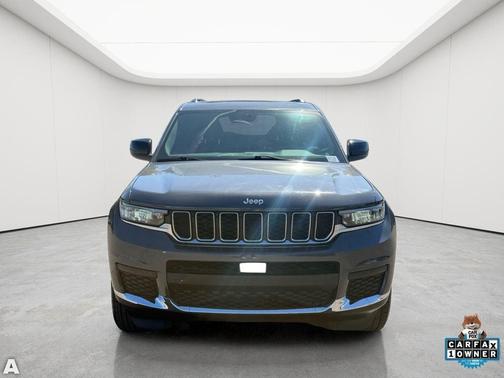 Baltic Gray Metallic Clearcoat 2025 Jeep Grand Cherokee L Laredo