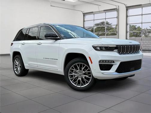 2025 Jeep Grand Cherokee Summit