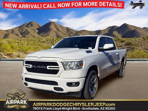 Bright White Clearcoat 2022 RAM 1500 Big Horn/Lone Star