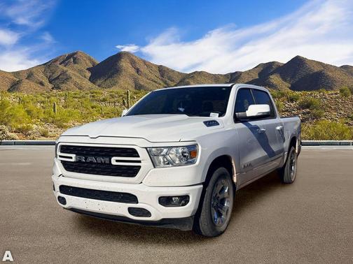 Bright White Clearcoat 2022 RAM 1500 Big Horn/Lone Star
