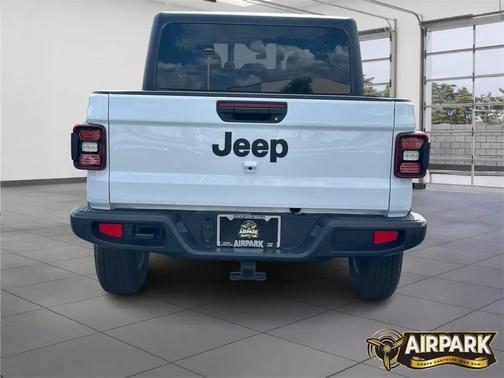 2025 Jeep Gladiator Sport S