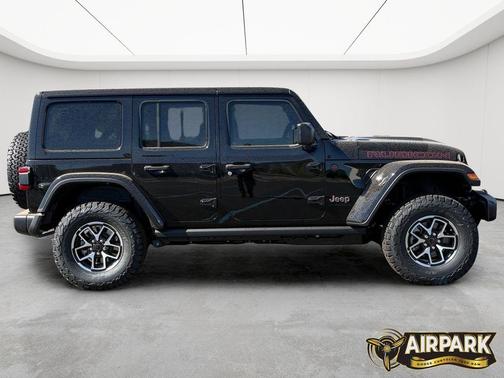 Black Clearcoat 2026 Jeep Wrangler Rubicon