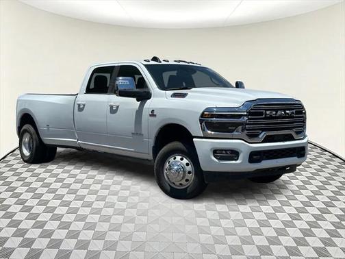 2025 RAM 3500 Laramie Crew Cab 4x4 8' Box