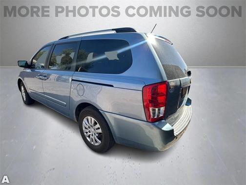 2012 Kia Sedona LX
