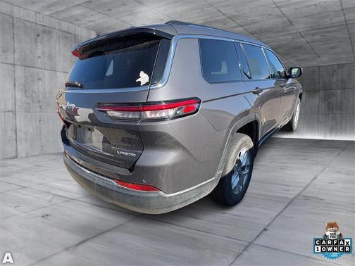 2022 Jeep Grand Cherokee L Laredo