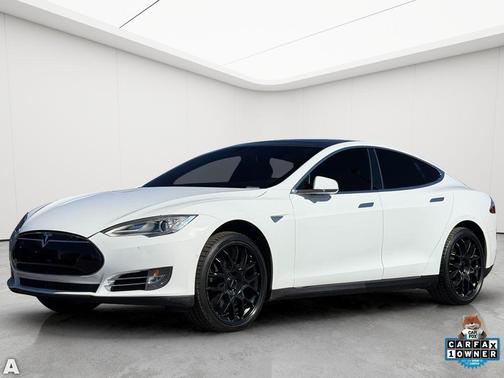 Solid White 2016 Tesla Model S 90D