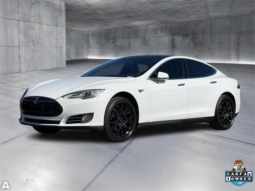 2016 Tesla Model S 90D