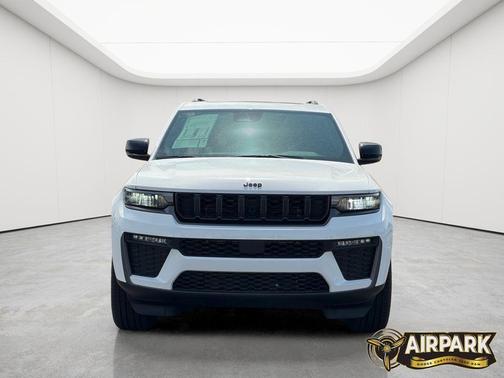 Bright White Clearcoat 2026 Jeep Grand Cherokee L Limited