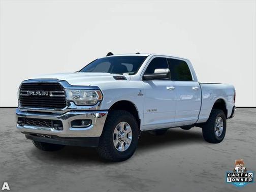 2020 RAM 2500 Big Horn Crew Cab 4X4 6'4' Box