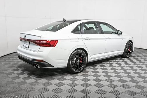 2025 Volkswagen Jetta GLI 2.0T Autobahn