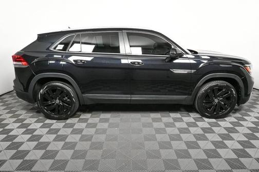 2022 Volkswagen Atlas Cross Sport 3.6 V6 SE w/ Technology