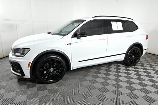 2021 Volkswagen Tiguan 2.0T SE R-Line Black