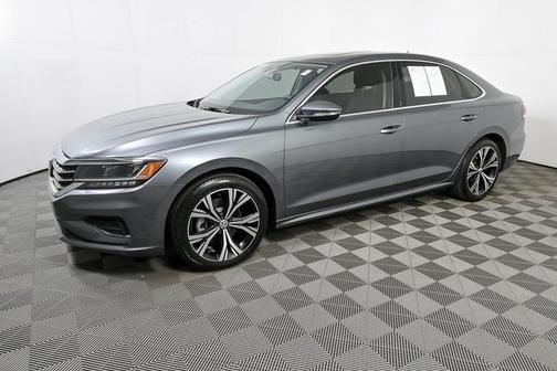 2021 Volkswagen Passat 2.0T SE