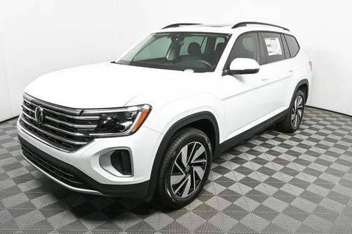 2025 Volkswagen Atlas 2.0T SE w/ Technology