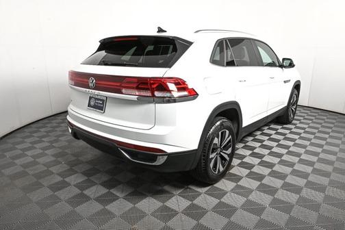 2024 Volkswagen Atlas Cross Sport 2.0T SE