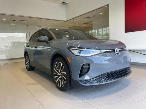 Pure Gray 2024 Volkswagen ID.4 S