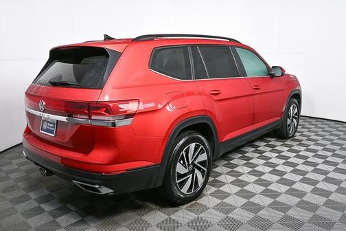 2024 Volkswagen Atlas 2.0T SE w/ Technology