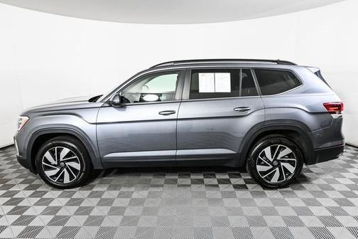 2024 Volkswagen Atlas 2.0T SE w/ Technology