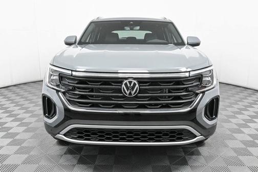 2025 Volkswagen Atlas Cross Sport 2.0T SE w/ Technology