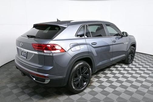 2022 Volkswagen Atlas Cross Sport 3.6 V6 SE w/ Technology