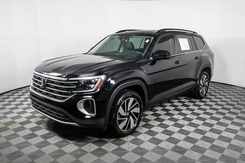 2025 Volkswagen Atlas 2.0T SE w/ Technology