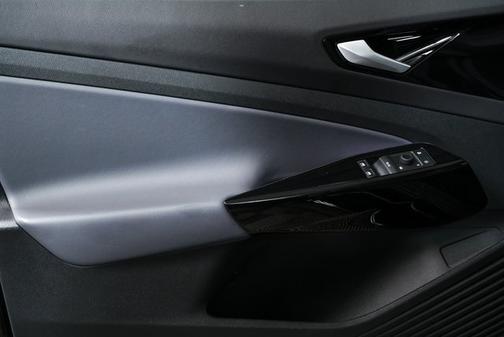2022 Volkswagen ID.4 Pro