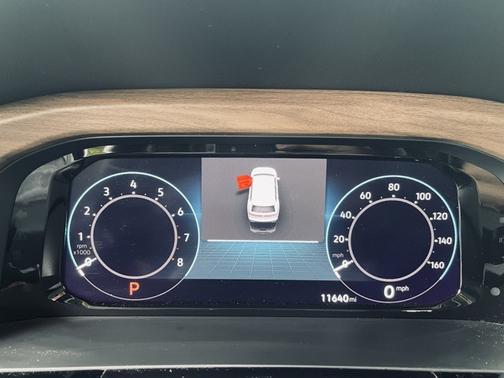 2024 Volkswagen Atlas 2.0T SE w/ Technology