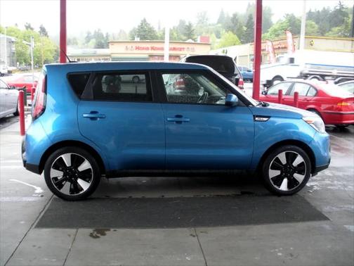 2016 Kia Soul +