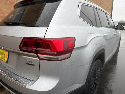 2018 Volkswagen Atlas 3.6L SEL Premium