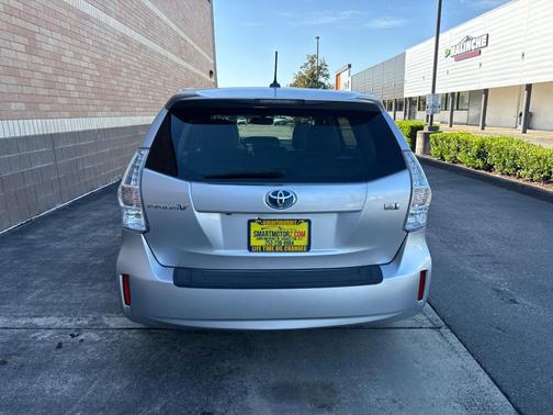 2012 Toyota Prius v Five