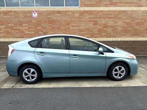 2014 Toyota Prius Three