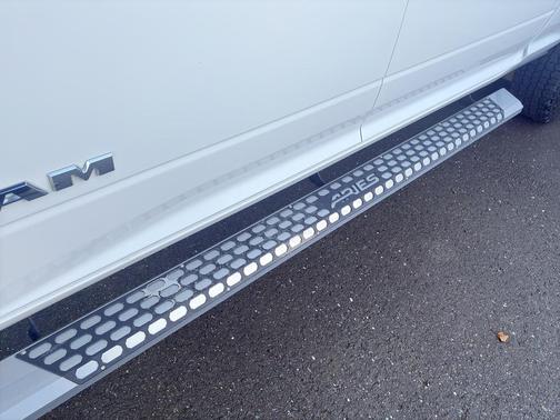 2020 RAM 2500 Big Horn Crew Cab 4X4 6'4' Box