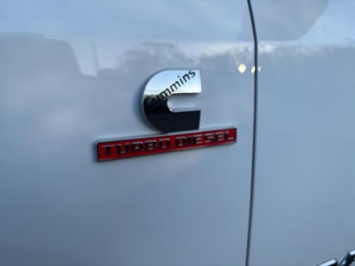 2020 RAM 2500 Big Horn Crew Cab 4X4 6'4' Box