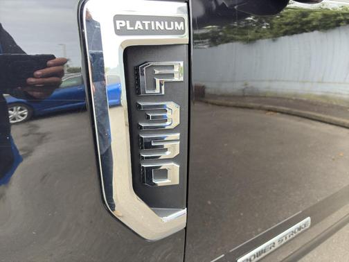 2021 Ford F-350 Platinum