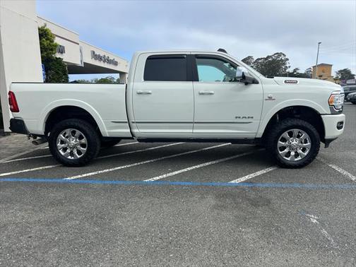 2019 RAM 3500 Limited Crew Cab 4x4 6'4' Box