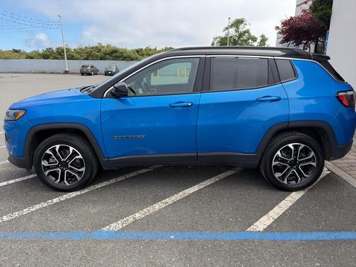 Hydro Blue Pearlcoat 2024 Jeep Compass Limited