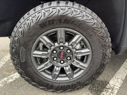 2026 GMC Sierra 1500 AT4X