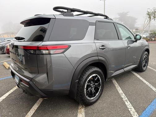 2024 Nissan Pathfinder Rock Creek 4WD