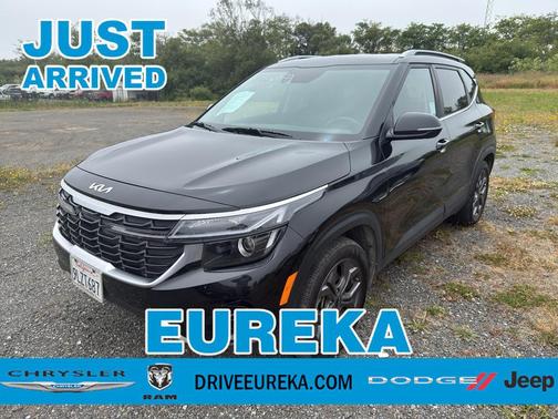 Fusion Black 2024 Kia Seltos S