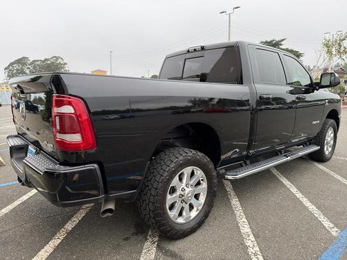 2020 RAM 2500 Big Horn Crew Cab 4X4 6'4' Box