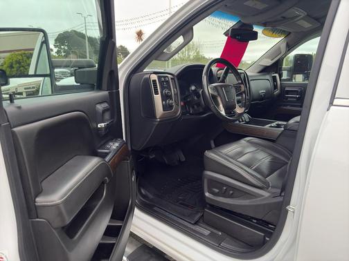 Summit White 2017 GMC Sierra 2500 Denali