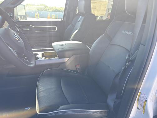 2025 RAM 2500 Laramie Crew Cab 4x4 6'4' Box