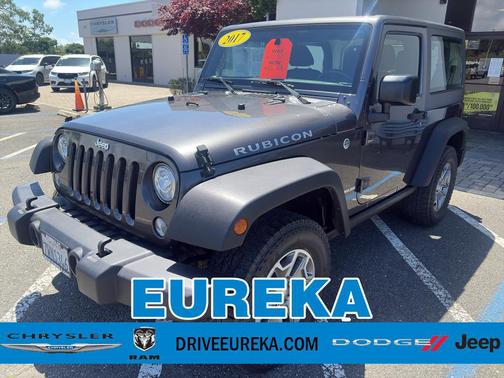 Granite Crystal Metallic Clearcoat 2017 Jeep Wrangler Rubicon