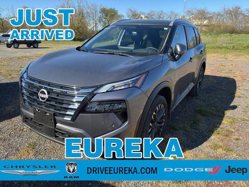 2025 Nissan Rogue SL