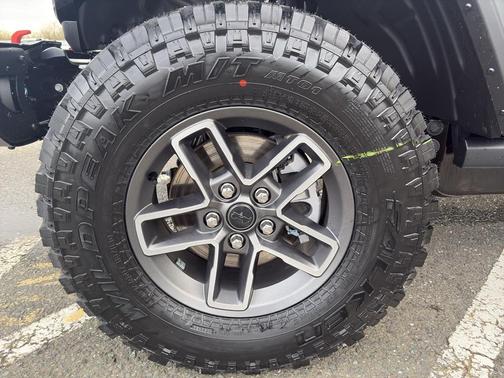 2026 Jeep Gladiator Mojave 4x4