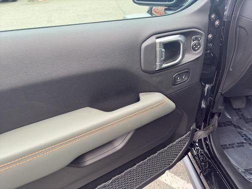 2026 Jeep Gladiator Mojave 4x4